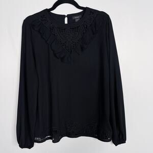 Halogen Medium M Black Eyelet Ruffle Yoke Detail Long Sleeve Blouse Top Peasant